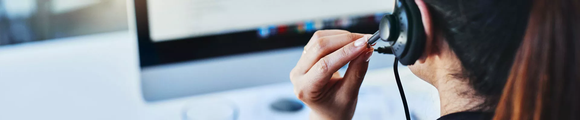 Skontaktuj się z nami