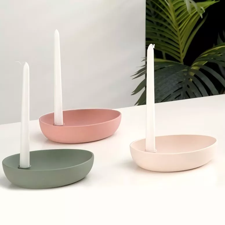Nowoczesny owalny ceramiczny świecznik